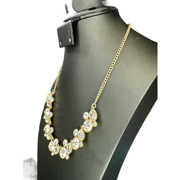 Vintage Natasha Signed GoldToned Crystal Statement Necklace - Picture 3 of 7